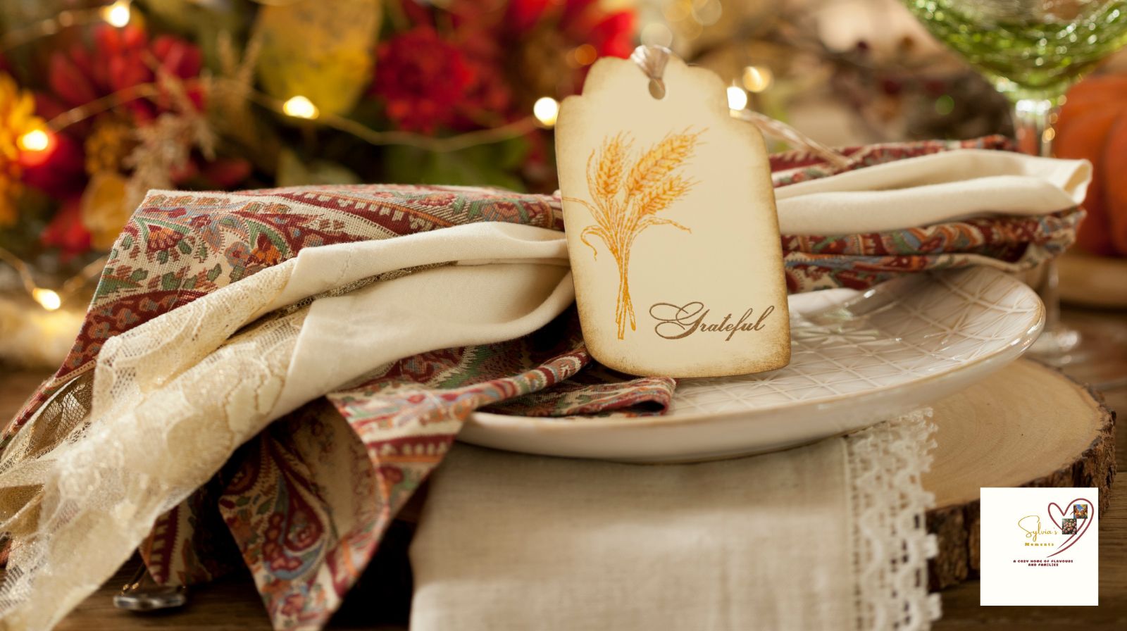 Thanksgivng-Table-Layers-and-Place-Settings.