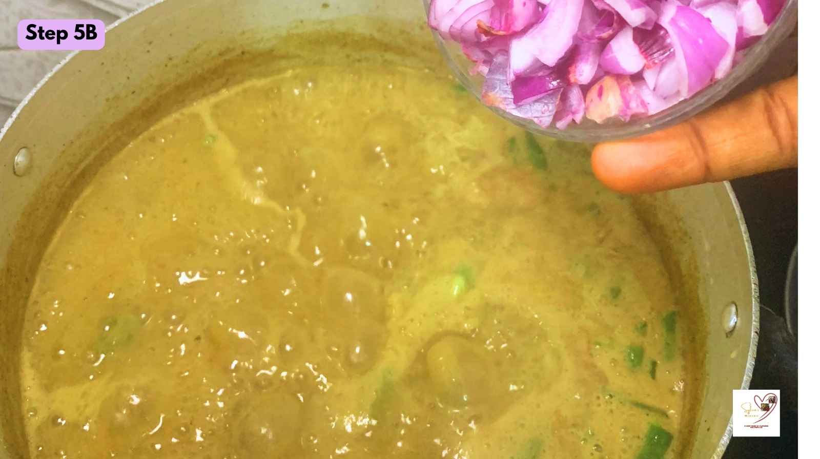 Step-5B-ADDING-ONINS-TO-CHICKEN-CURRY.