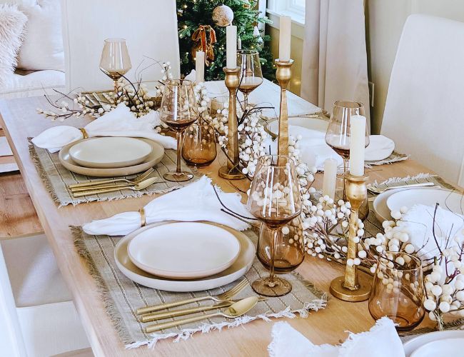  Minimalist-Monochrome-Scandinavian-Simplicity