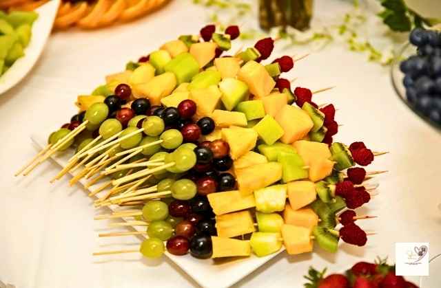 Skewered-Fruit-Sticks.
