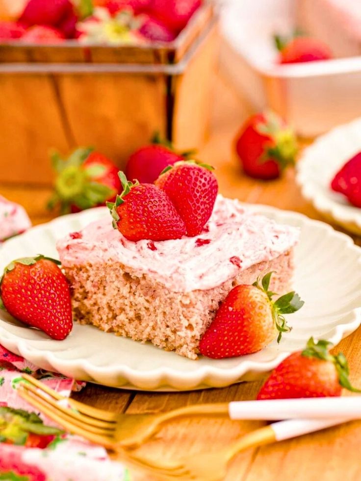 Strawberry-Poke-Cake-or-Sheet-Cake-with-Strawberry-Toppin