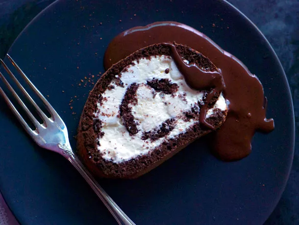 Thick-Hot-Chocolate-with-Marshmallow