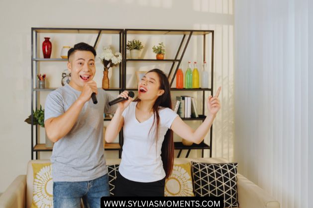 COUPLE-GUESS-THE-SONG-CHALLENGE