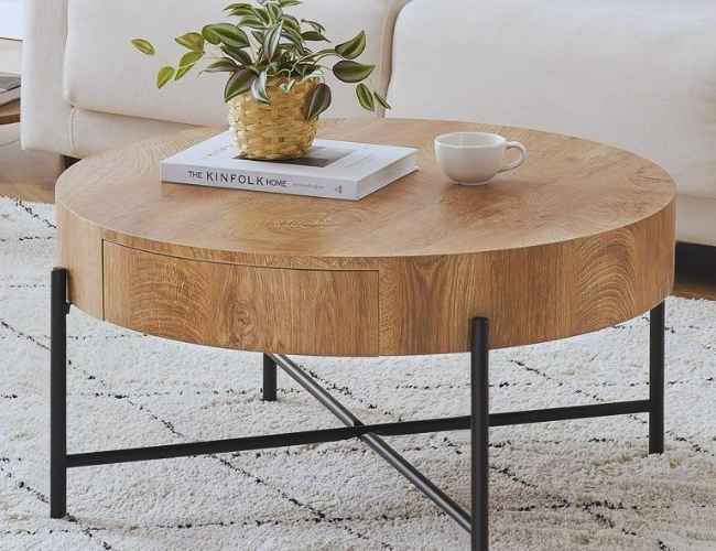 Round-Coffee-Table-23-Coffee-Table-Ideas-for-Small-Space