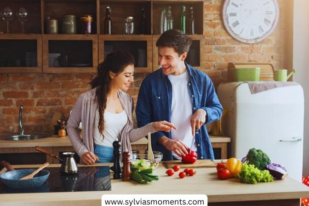 Couples-on-cook-and-play-date