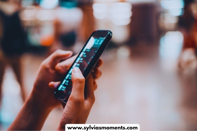 The Group Chat Bombshell-Grandparents-Pregnancy-Announcement-Ideas