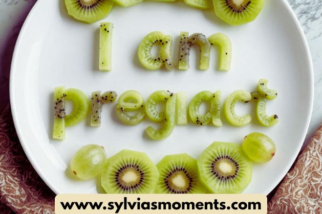 breakfast-plate-pregnancy-announcement-ideas-15-Unique-Pregnancy-Announcement-Ideas-to-Surprise-Your-Husband