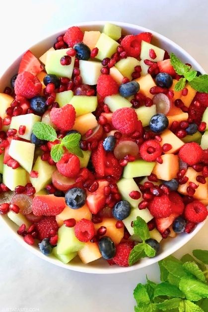 Fruit-Salad-with-Honey-and-Lime-Dressing