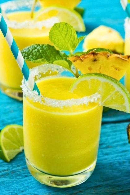 Pineapple-Coconut-Smoothie.