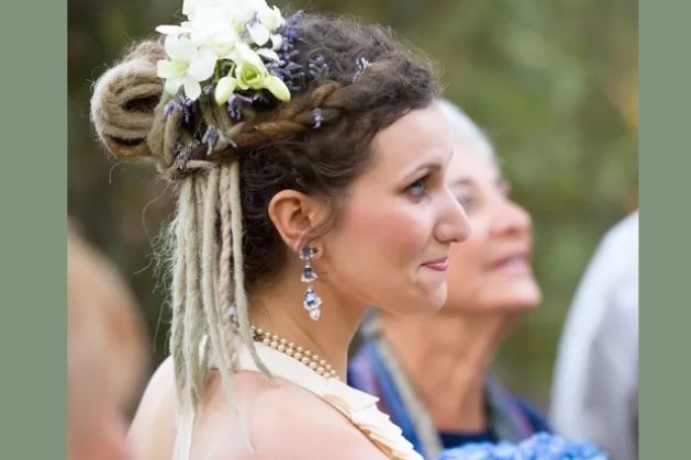 Floral-Adorned-Loc-Updo-35-stunning-and-elegant-loc-hairstyles-for-brides