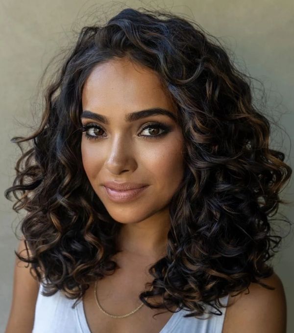 Layered-Curly-Cut-15-Low-Maintenance-Haircuts-That-Still-Look-Expensive