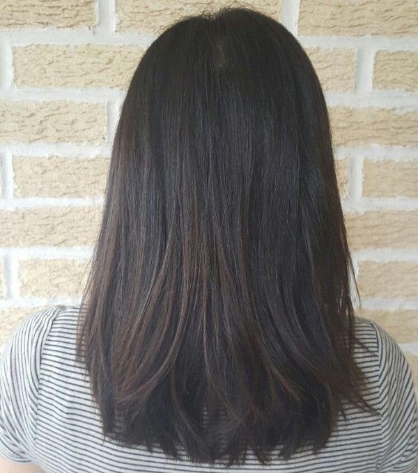 One-Length-Medium-Cut-15-Low-Maintenance-Haircuts-That-Still-Look-Expensive