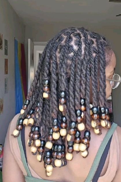 Beaded-Loc-for-birthday