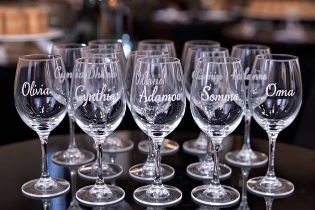 Decorate-Wine-Glasses-26-at-home-bachelorette-party-ideas-fun-cheap-aesthetic