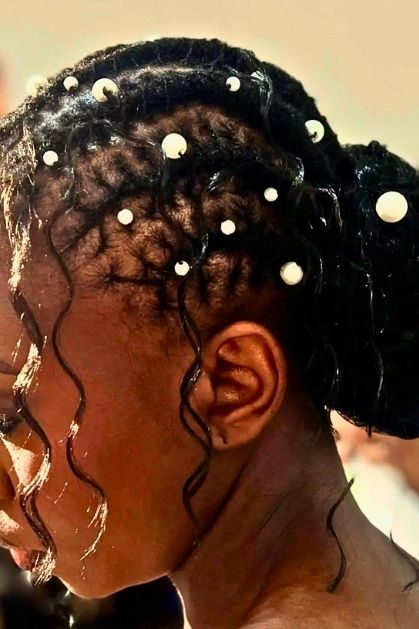 Loc-with-Pearl-Pins