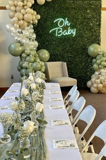 Narrow-Table-Baby-Shower-Decor-20-Baby-Shower-Ideas-for-Small-Apartments.