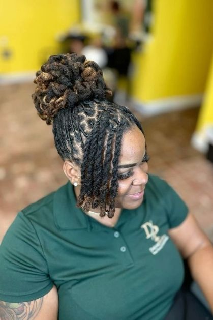 Sculpted-Top-Knot-Loc-Bun