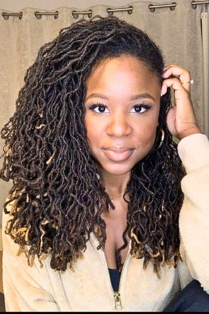 half-up-sisterlock-style-Honest-Pros-and-Cons-of-Sisterlocks-What-Nobody-Tells-You-Before-Getting-Them